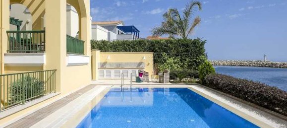 4 bedrooms Villa in Limassol, Cyprus No. 18622 16