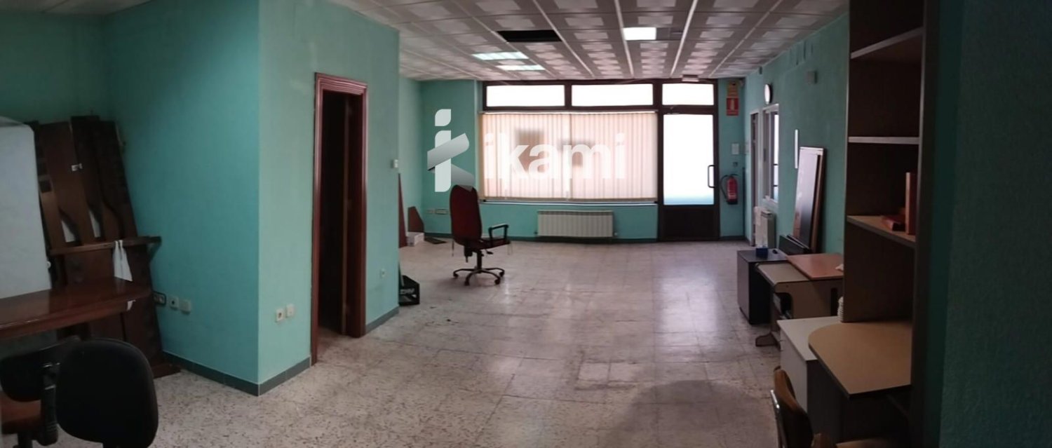 Propiedad comercial en Ávila, Spain 93 m² No. 139843