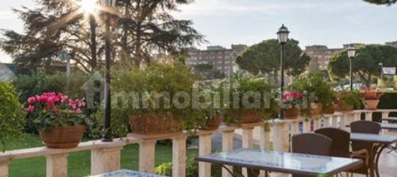 5-salle Propriété commerciale à Rome, Italy No. 291596 12