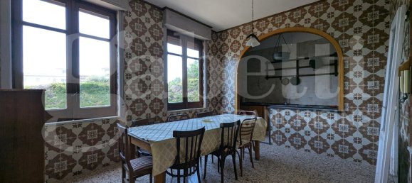 6 rooms Apartment in Bacoli, Italy No. 325835 2