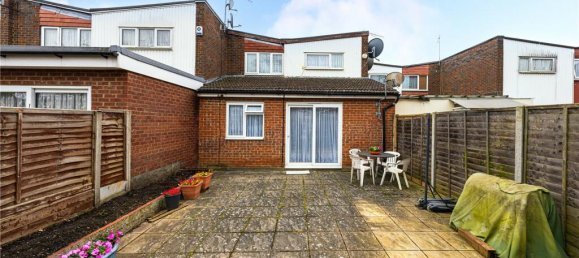 3 bedrooms House in Colindale, United Kingdom No. 7837 16