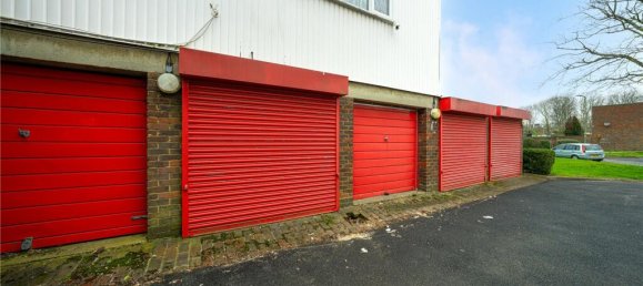 3 bedrooms House in Colindale, United Kingdom No. 7837 7