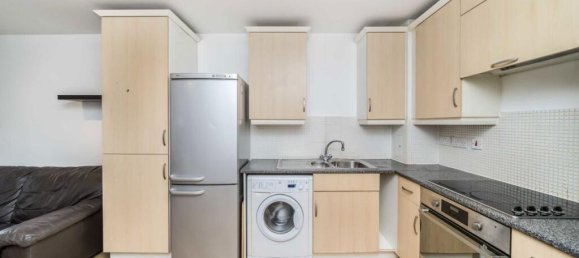 1 bedroom Apartment in Acton, United Kingdom No. 10049 3