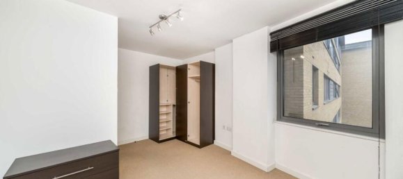 1 bedroom Apartment in Acton, United Kingdom No. 10049 4