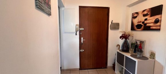 Квартира с 1 спальней в Марсель, Франция № 292096 3