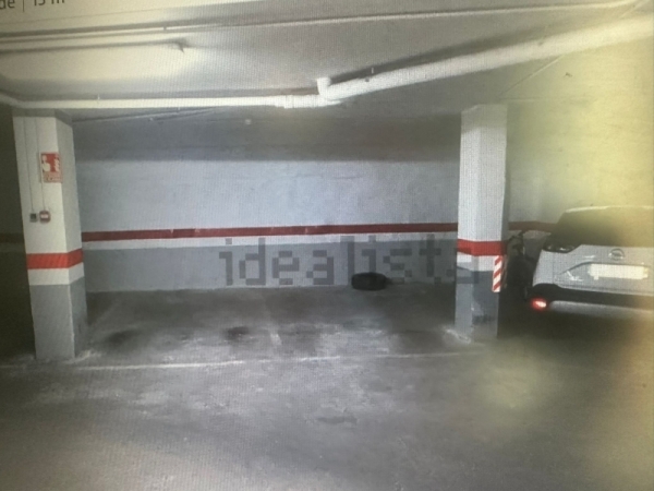 15m² Parking in Valencia, Spain No. 162058