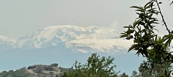 Terreno em Montesilvano, Italy 4840 m² N.º 137258 3