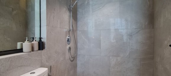 Квартира с 2 спальнями в Wyndham Grand Residences Wongamat Pattaya, Паттайя, Таиланд № 31893 16