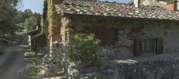 10 bedrooms House in Terranuova Bracciolini, Italy No. 228493 4