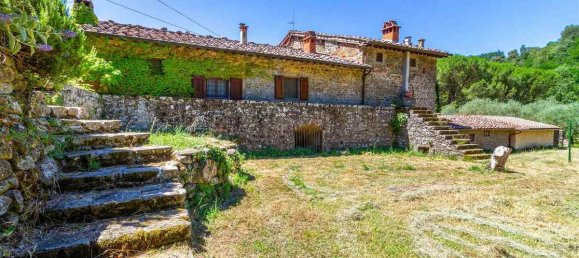 10 bedrooms House in Terranuova Bracciolini, Italy No. 228493 16