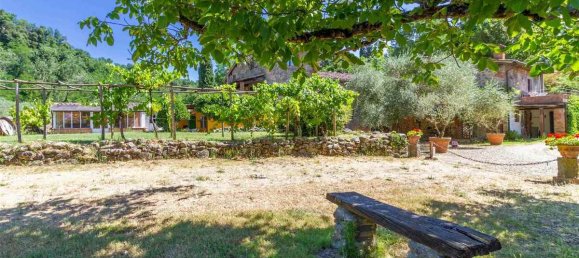 10 bedrooms House in Terranuova Bracciolini, Italy No. 228493 10