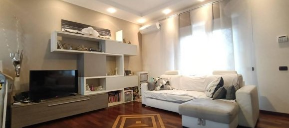 Casa de 4 habitaciónes en Rome, Italy No. 28145 7