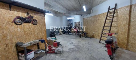 150m² Shophouse in Marsa, Malta No. 12709 25