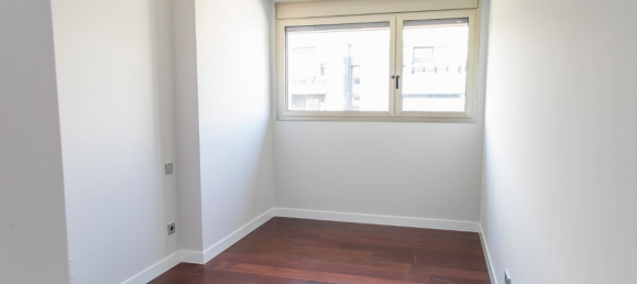 Apartamento de 2 dormitorios en Majadahonda, Spain No. 172311 4