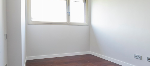 Apartamento de 2 dormitorios en Majadahonda, Spain No. 172311 3