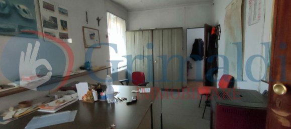 4 rooms Warehouse in Grugliasco, Italy No. 323050 11