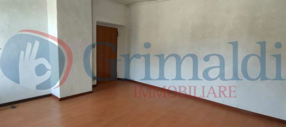 4 rooms Warehouse in Grugliasco, Italy No. 323050 6