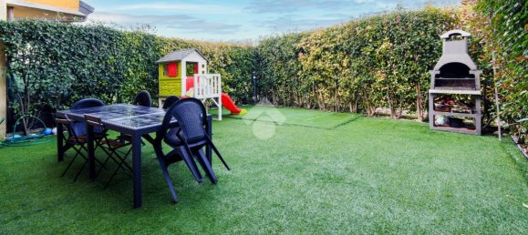 3 rooms Apartment in Castel Rozzone, Italy No. 234111 5