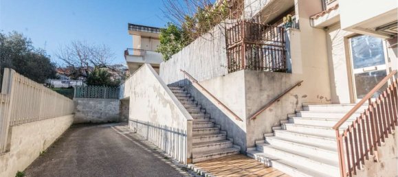 7 rooms Apartment in Pescara, Italy No. 96562 43