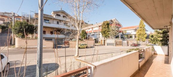 7 rooms Apartment in Pescara, Italy No. 96562 74