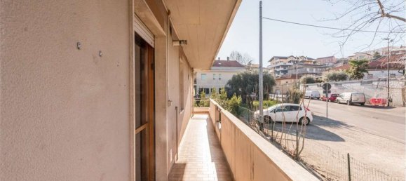 7 rooms Apartment in Pescara, Italy No. 96562 49