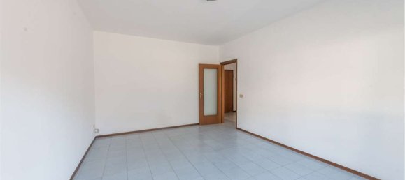 7 rooms Apartment in Pescara, Italy No. 96562 56