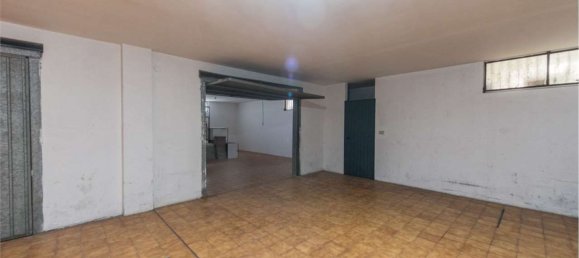 7 rooms Apartment in Pescara, Italy No. 96562 98