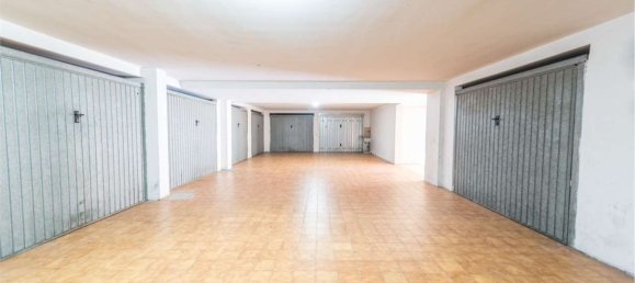 7 rooms Apartment in Pescara, Italy No. 96562 120