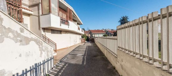 7 rooms Apartment in Pescara, Italy No. 96562 111