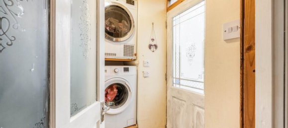  House in Huntly, United Kingdom No. 2756 8