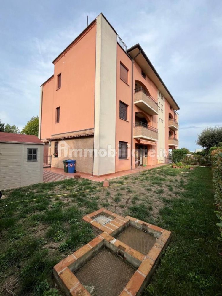 Duplex T2 em Mirandola, Italy N.º 398439