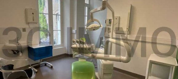 Dúplex de 10 dormitorios en Bourges, France No. 200570 6