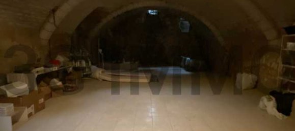 Dúplex de 10 dormitorios en Bourges, France No. 200570 4