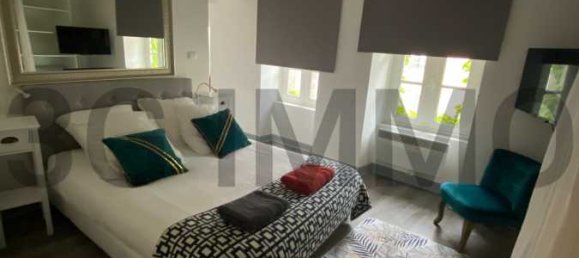 Dúplex de 10 dormitorios en Bourges, France No. 200570 8