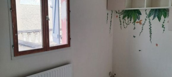 Дом с 2 спальнями в Нёйи-Плезанс, Франция № 145063 8