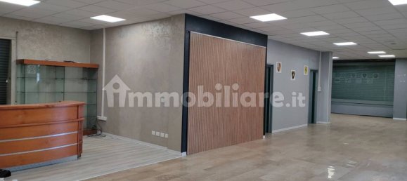 1-salle Propriété commerciale à Guidonia Montecelio, Italy No. 264647 5