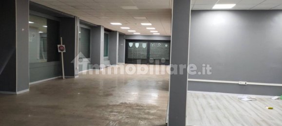 1-salle Propriété commerciale à Guidonia Montecelio, Italy No. 264647 12