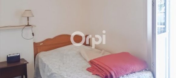 3 bedrooms House in Herrere, France No. 108874 9