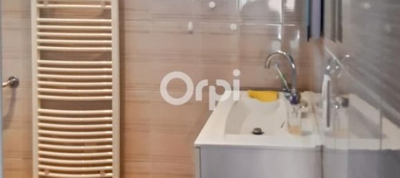 3 bedrooms House in Herrere, France No. 108874 10