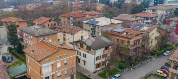 7-salle Villa à Reggio Emilia, Italy No. 38729 81