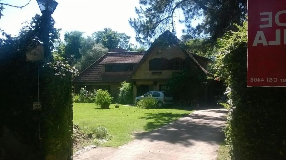 4 bedrooms House in Escobar, Argentina No. 56617