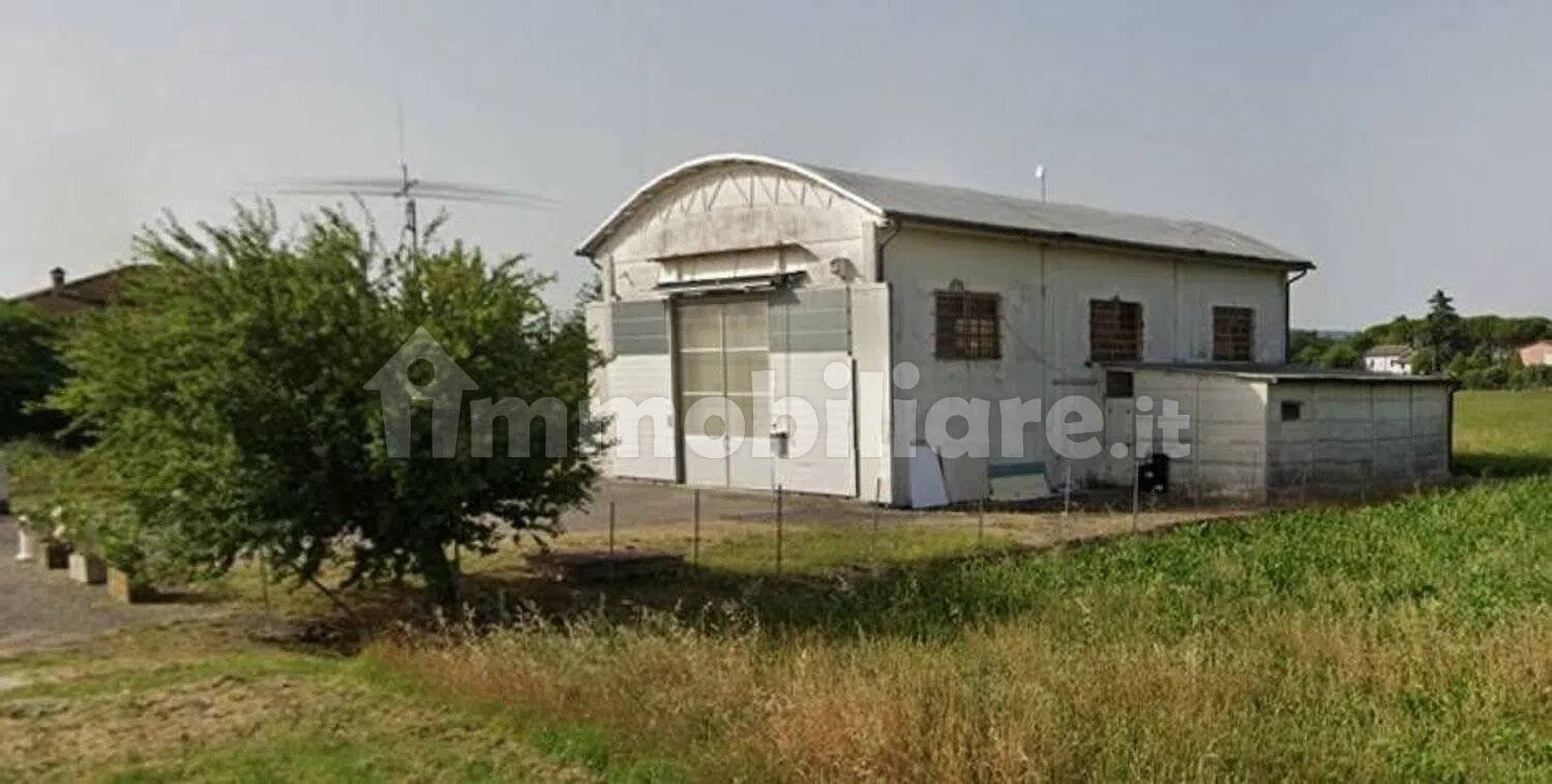 198m² Warehouse in Bertinoro, Italy No. 377055