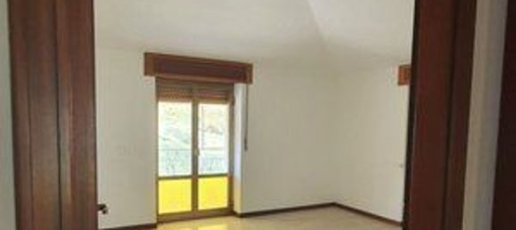 Penthouse T4 em Lauria, Italy N.º 41562 17