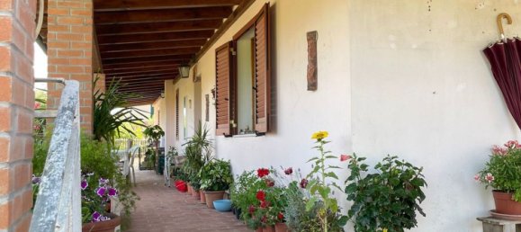 15 غرف نوم فيلا في Viareggio, Italy رقم 347486 22