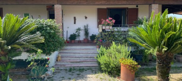 15 غرف نوم فيلا في Viareggio, Italy رقم 347486 20