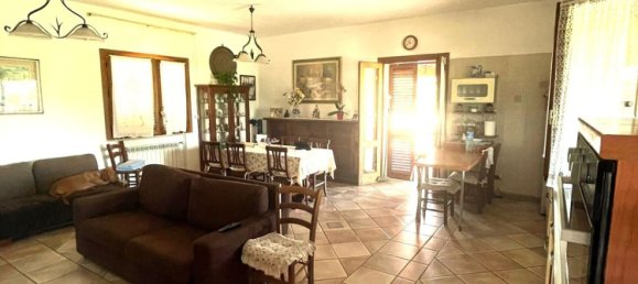 15 غرف نوم فيلا في Viareggio, Italy رقم 347486 36