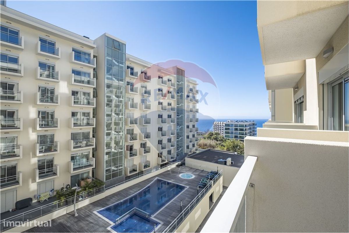 3 bedrooms Apartment in Funchal, Portugal No. 101344