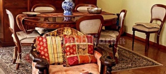 4 bedrooms Apartment in Rome, Italy No. 200809 6