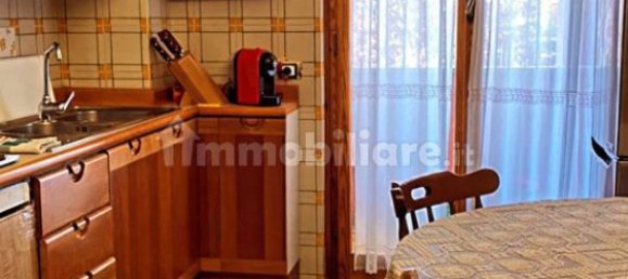 4 bedrooms Apartment in Rome, Italy No. 200809 30