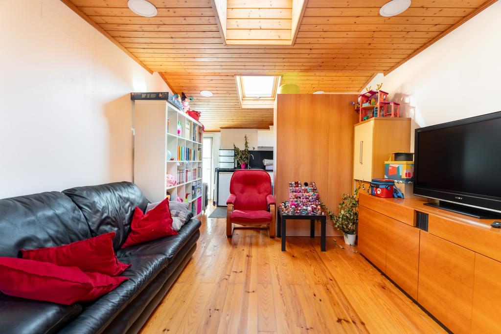 1 bedroom Apartment in Lisbon, Portugal No. 143752